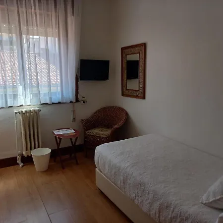 Marina Отель Рибадеселья