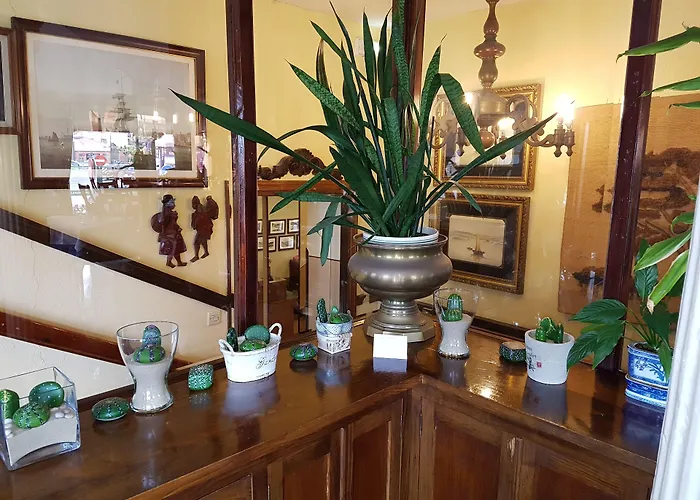 马琳纳酒店 酒店 2*