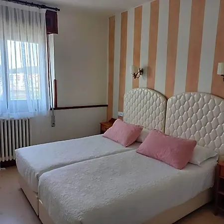 Hotel Marina 2*