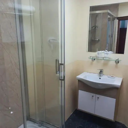 Marina Otel 2*