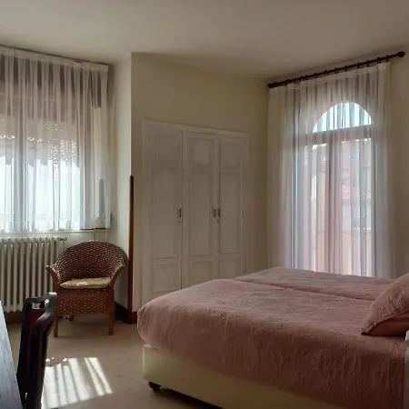 Marina Otel